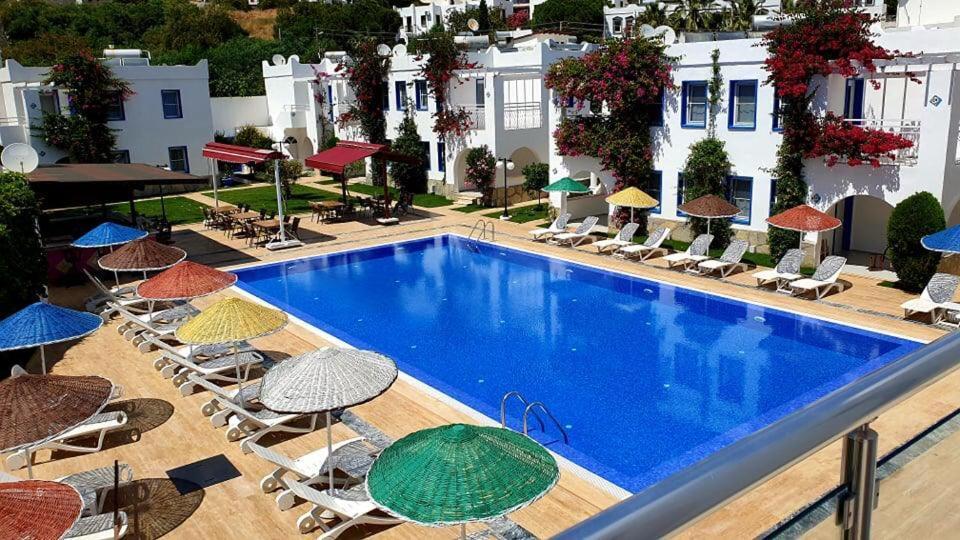 ביטז Paradise Apart Hotel מראה חיצוני תמונה