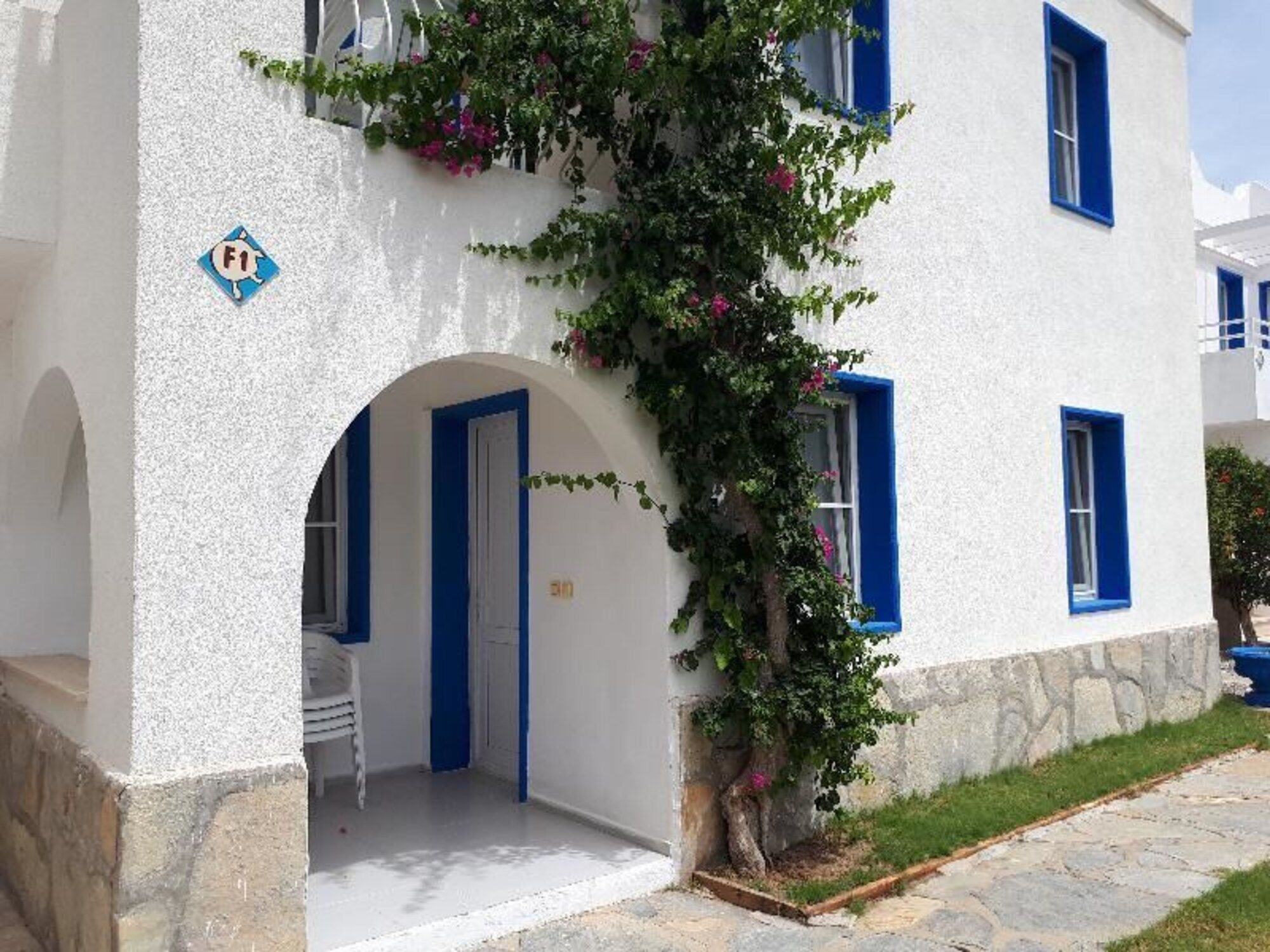 ביטז Paradise Apart Hotel מראה חיצוני תמונה